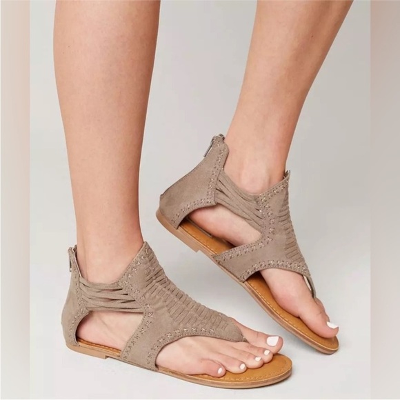 ALTAR’D STATE Aveline Gladiator Sandals - Picture 1 of 13